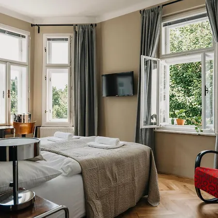 Bed & Breakfast & Klafe