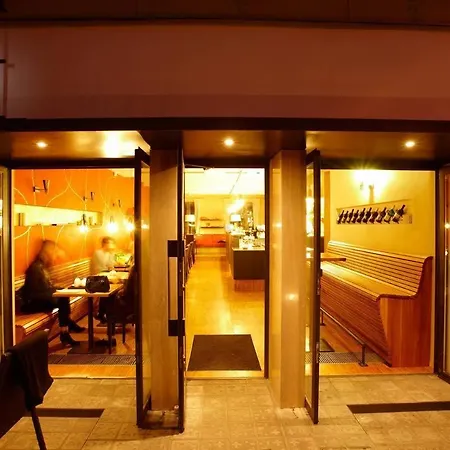 Nocleg ze śniadaniem & Klafe 3*