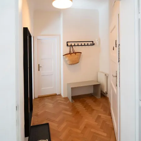 & Klafe Bed and Breakfast Μπρνο
