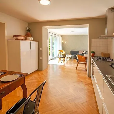 Bed & Breakfast & Klafe