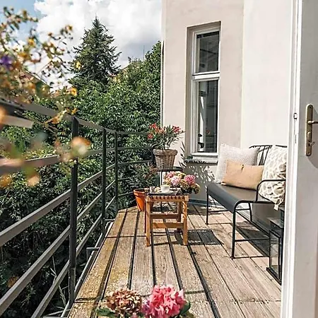 & Klafe Brno