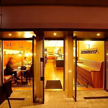 Bed & Breakfast & Klafe Brno